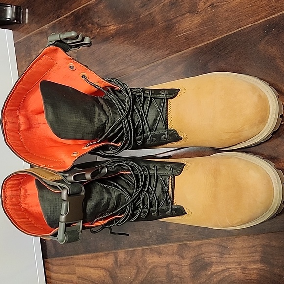 Timberlands - Picture 2 of 7